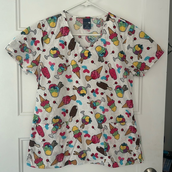 Women’s Scrub Top - Picture 1 of 3
